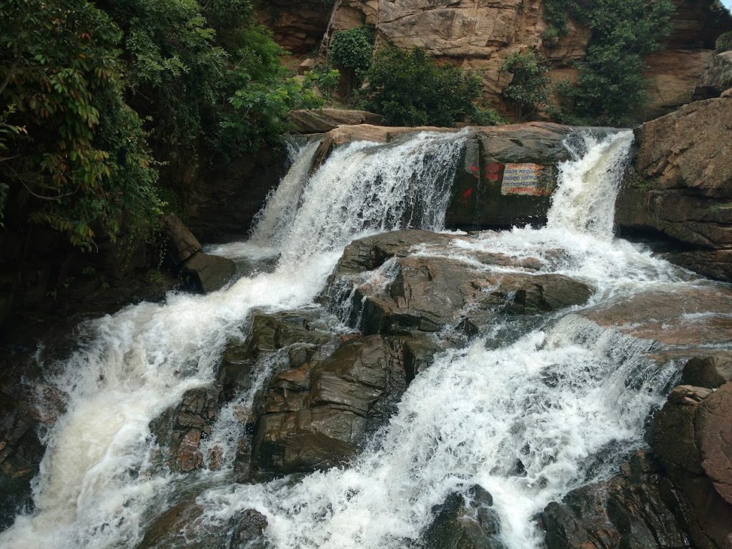 beautiful chunchanakatte falls